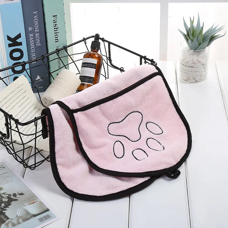 PetDryLux – Schnell Trocknender Hunde- & Katzenbademante