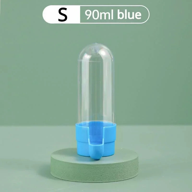 Automatischer Vogelfutter- und Wasserspender – hängend, Kunststoff, 90–200 ml