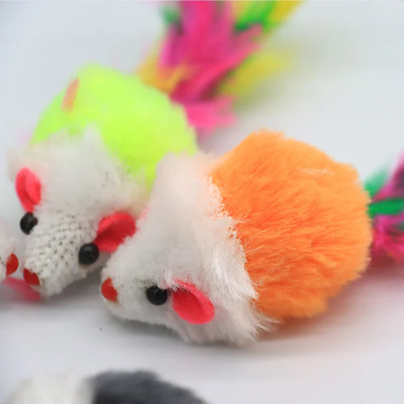 FurryHunt Katzen-Spielmaus – Kunstfell, Federschwanz & Regenbogen-Design