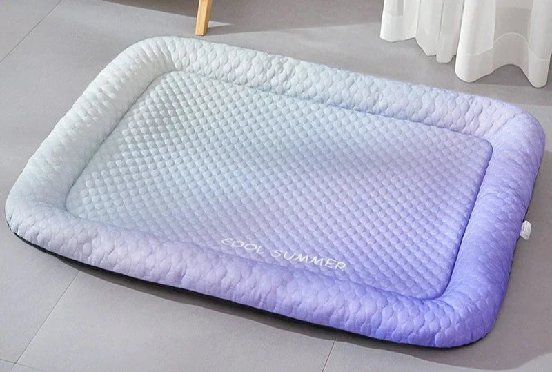 COOL PAWS – Kühlende Haustiermatratze für Hunde und Katzen