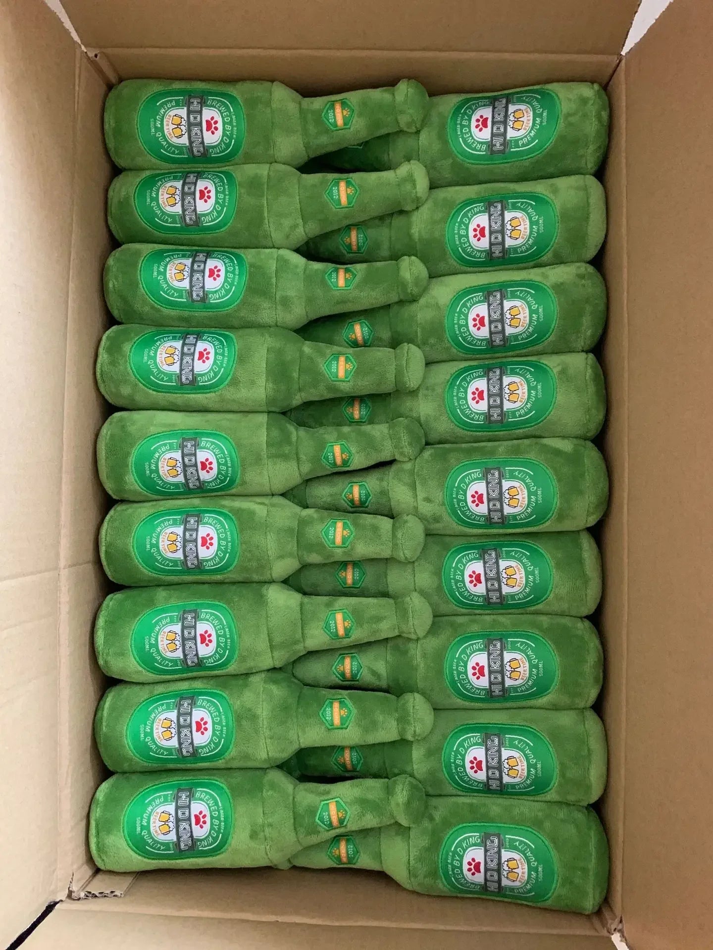 Plüsch-Bierflaschen-Hundespielzeug – mit Sound, 20 cm, braun