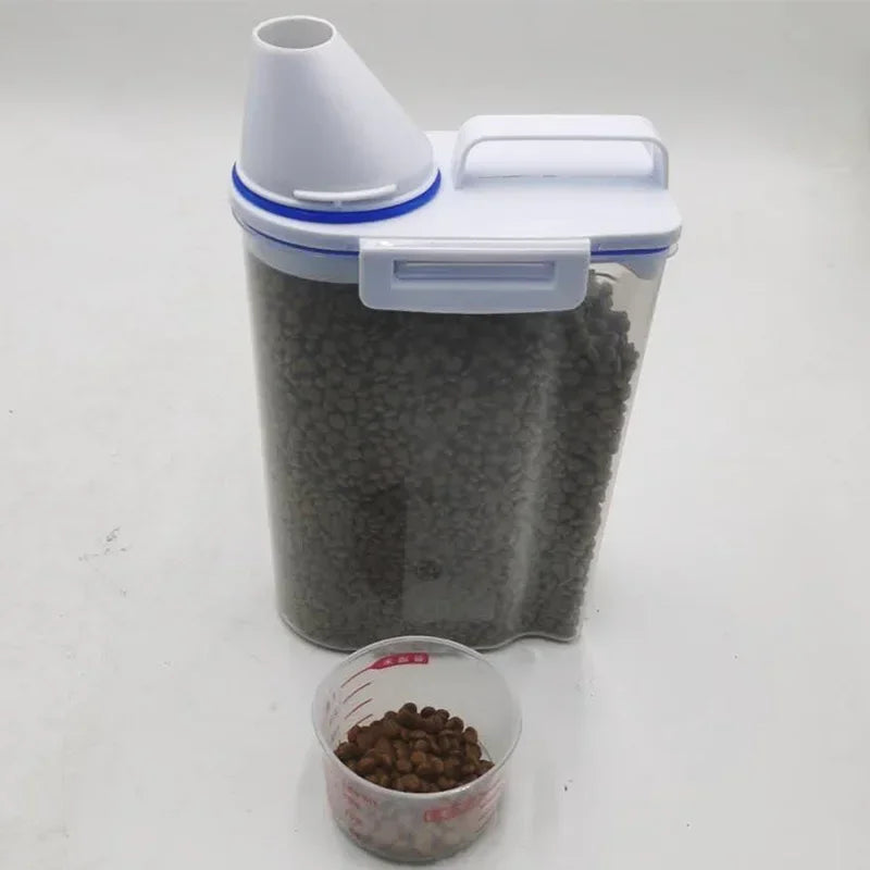 FreshLock 1.5kg/2kg Messbecher & Futterbehälter für Hunde und Katzen