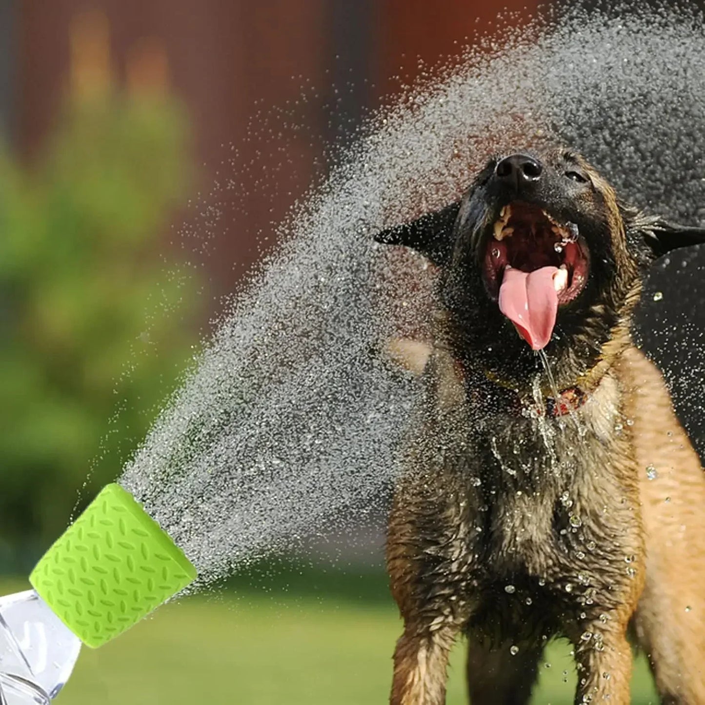 PAWSPLASH – Tragbarer Duschsprüher aus Silikon für Haustiere