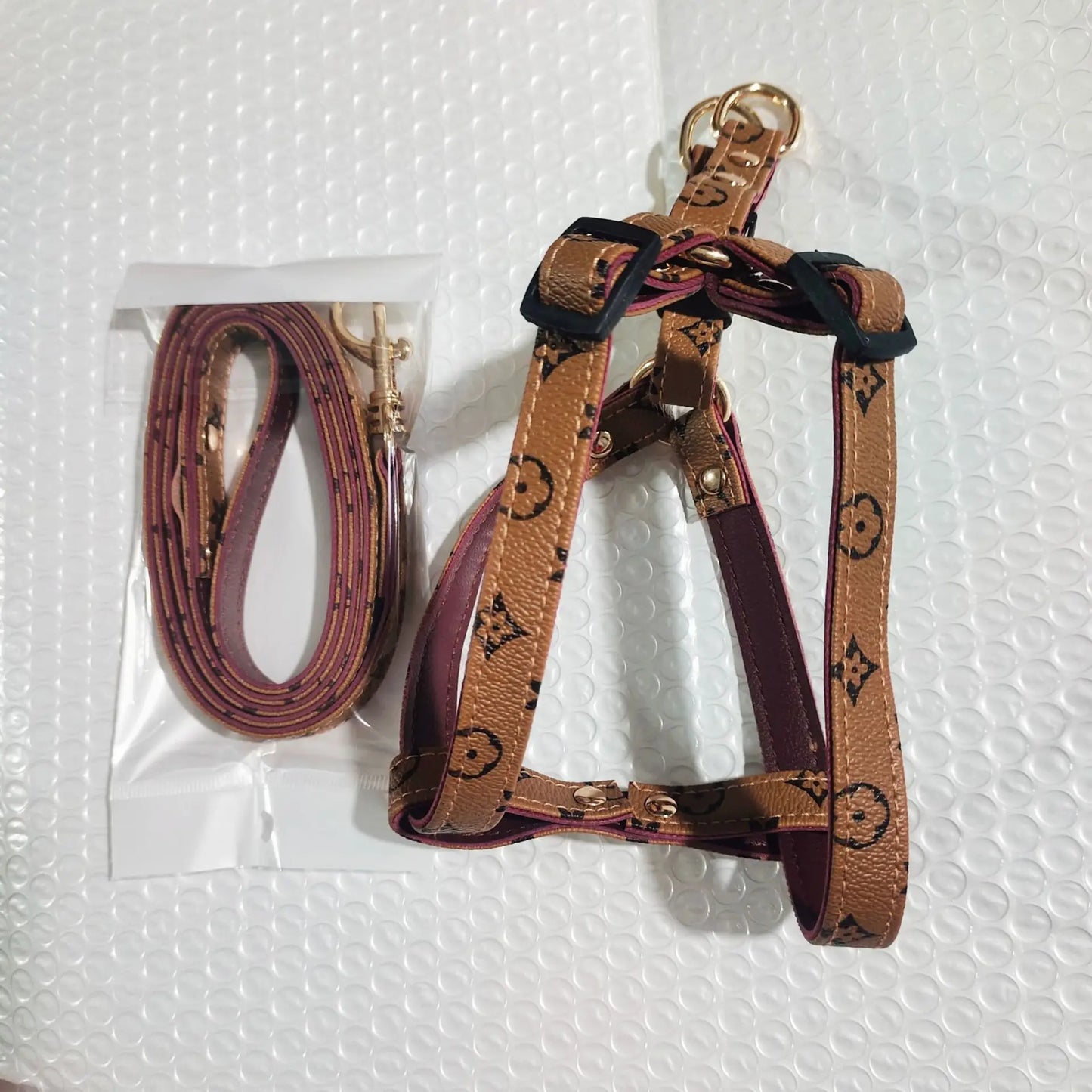 LuxuPaw Leder-Hunde- und Katzengeschirr