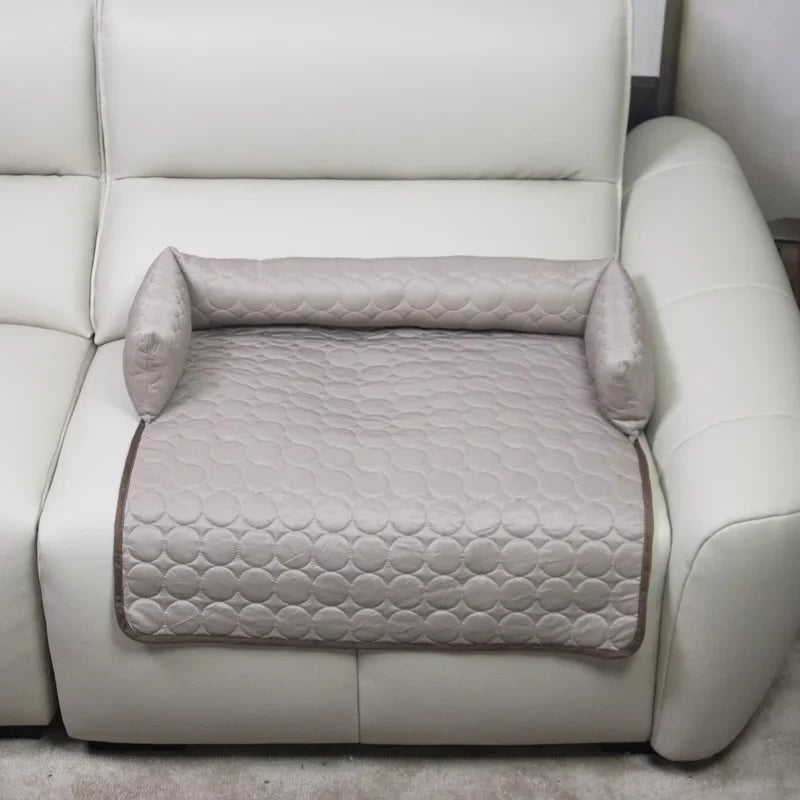 COOLREST – Kühlende Hundematte für den Sommer | Atmungsaktive, waschbare und rutschfeste Liege für Hunde und Katzen