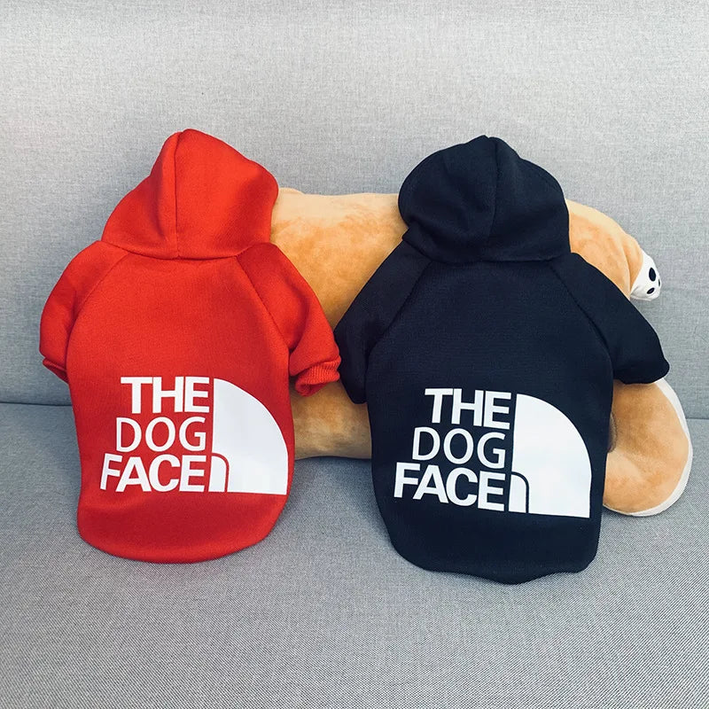 Wärmender Hundehoodie zum Öffnen