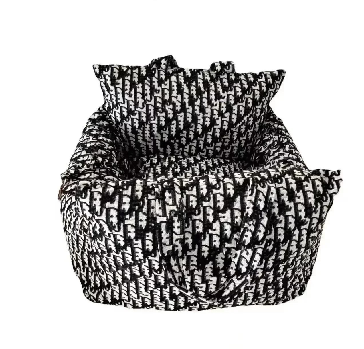 Autobox für Hunde – Herausnehmbare und waschbare Hundebox für Herbst und Winter